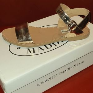 Steve Madden Donddi Rose Gold Sandals Size 6.5